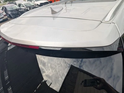 Alerón trasero compatible con 17-23 XT5 928429 Foto 1 de 4