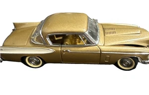 Danbury Mint 1:24 1957 Studebaker Golden Hawk - Picture 1 of 4