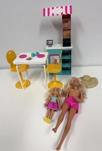 Barbie Cafe Ice Cream Shop Shoppe Cafe Playset 2 Dolls Chelsea - Picture 1 of 10