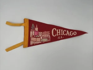 Vintage 1950'S 1960'S Red Felt Chicago Illinois 11.75" Souvenir Pennant Flag - Picture 1 of 7
