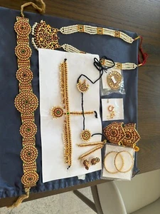 Bharatnatyam Jewellary - Picture 1 of 1