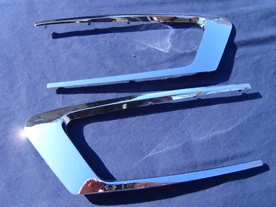 YAMAHA XS1 XS1B XS2 TX650 NEW CHROME SIDECOVER TRIM - Image 1 of 4