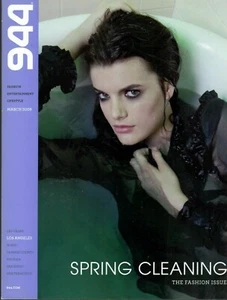 944 March 2009 Spring Cleaning *The Fashion Issue* Magazine - Picture 1 of 7