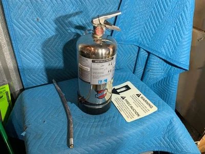 七叶树消防设备灭火器,6 升容量,K 级 50006 (S1K4) — 第 1/3 张图片