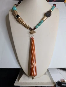 Collar Chico's Lucite Grueso Imitación Piedra 33" Multicolor Precio de venta sugerido por el fabricante 69 USD - Imagen 1 de 10