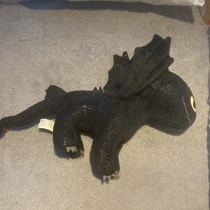 OFFICIAL 12 INCH HOW TO TRAIN YOUR DRAGON LIVE ACTION SOFT TOY PLUSH TOOTHLESS - Picture 1 of 5