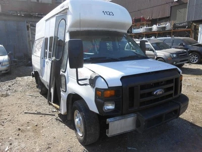 Eje trasero Srw 9,75" anillo engranaje con Advancetrac se adapta a 09-14 Ford E350 van 1852487 Foto 1 de 4