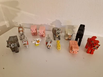 minecraft animal figures x13 pig horses etc - Image 1 of 3
