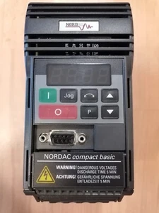 Frequenzumrichter von Nordac, Type Compact basic SK370/1FCB, 77003760, gebraucht - Bild 1 von 7