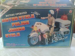 Vintage Early 1980s Motorcycle Police Jumbo Cycle Battery Operated 1/6 Scale