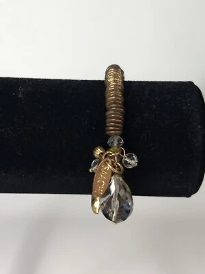 Pulsera Saachi Cuentas Disco Metal y Estrás Guisante Cuelga Declaración Única Foto 1 de 4