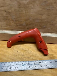 Top handle half from a Homelite, 2016 model UT26HBV blower - Picture 1 of 2