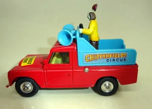 Corgi 487 Land Rover red & blue "Chipperfields Circus" top - Bild 1 von 5