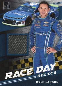 PANINI 2020 DONRUSS NASCAR KYLE LARSON #RD-KL RENNTAG RELIKTKARTE - Bild 1 von 2