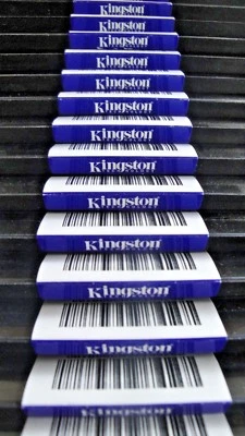 KINGSTON 2GB 2 X 1GB PC-2100 DDR-266 CL 2.5 184 PIN KTM5037-2G, IBM PN: 33L5039  - Image 1 of 3