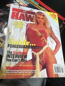 Rivista WWF WWE RAW NOVEMBRE 1998 copertina zibellino + poster jacqueline - Foto 1 di 4