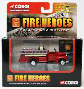 Corgi - Fire Heroes - Commemorating Bravest - 1953 Mack B Open Pumper - CS90046 - Bild 1 von 5