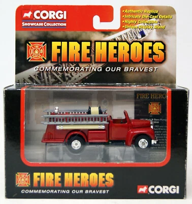 Corgi - Fire Heroes - Commemorating Bravest - 1953 Mack B Open Pumper - CS90046 - Bild 1 von 4