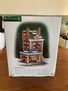 Department 56 Christmas In the City East Harbor Fish Co mit Box - Bild 1 von 8