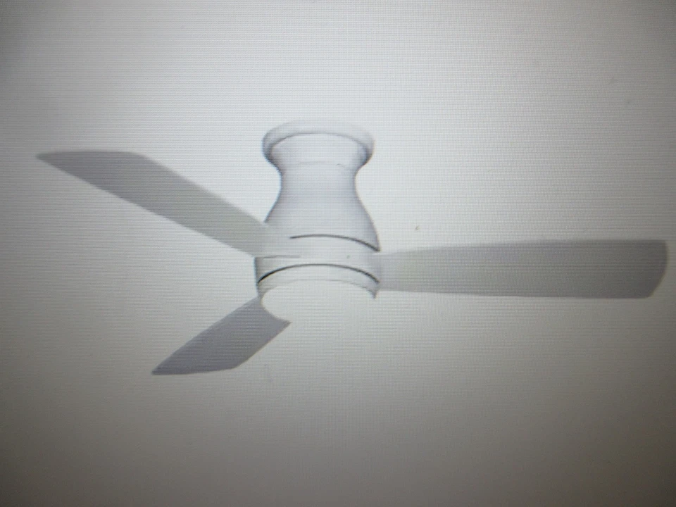 Fanimation Hugh 44 in. Integrated LED Indoor/Outdoor Matte White Ceiling Fan - Image 1 of 4