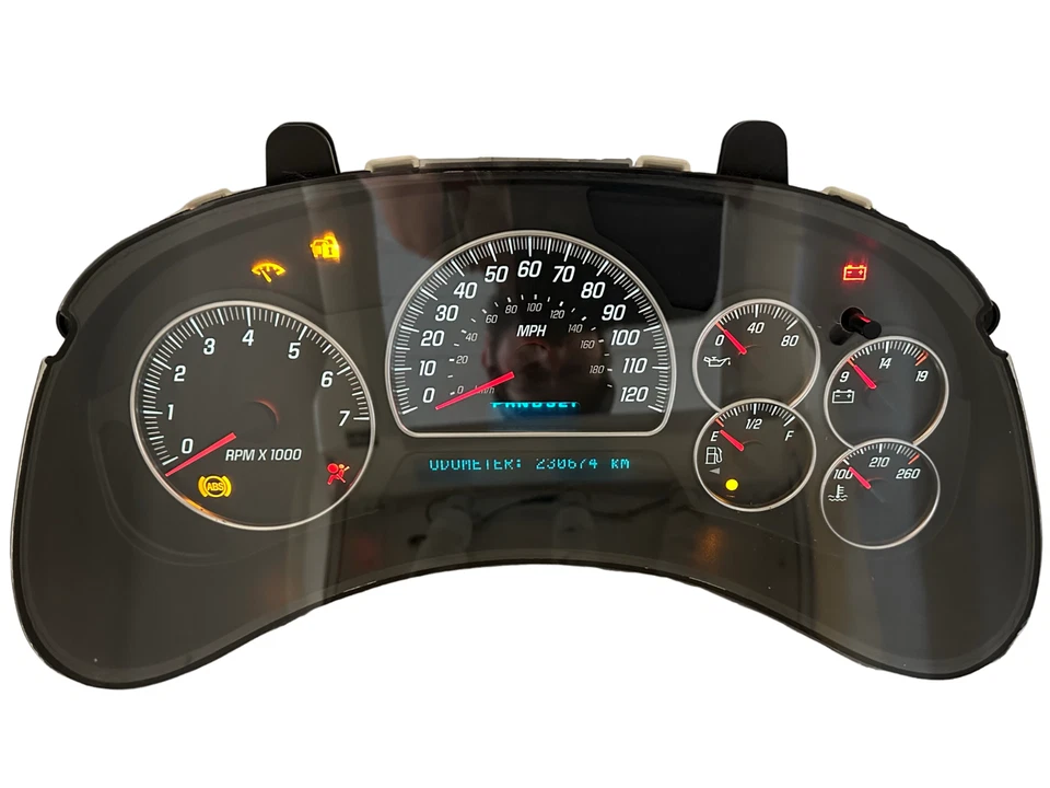 Speedometer Instrument Cluster Dash 2005 GMC Envoy & XL 143,334 Miles REBUILT - Image 1 of 3