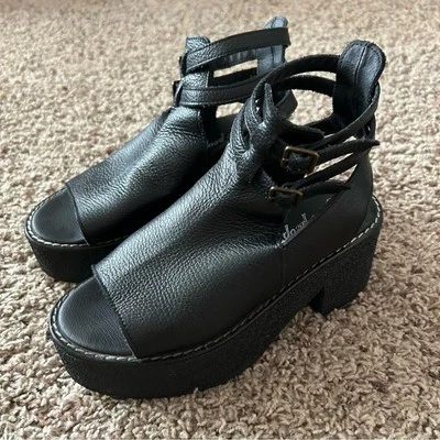 Free People Hallie Platform Open Toe Strappy Leather Sandals in Black Sze 36 5.5 - Image 1 of 4