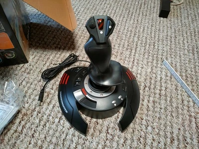 Thrustmaster T.Flight Stick X (4160526) Joystick PC Flug Simulation - Bild 1 von 4