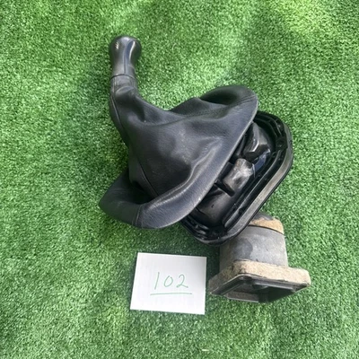 Palanca de cambios de transmisión Jeep Liberty KJ 2005-2007 con palanca de cambios manual de 5 velocidades MOPAR Foto 1 de 3