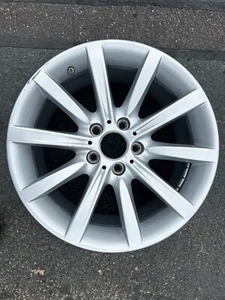 RUEDA TRASERA ALEACIÓN BMW SERIE 5 F10 F11 F06 18" ESTILO 365 6794689 9x18 IS44 - Imagen 1 de 12