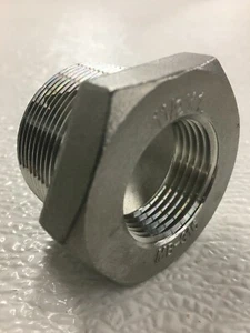 Hex Bushing 1-1/2" x 1" 150# Stainless Steel Threaded Pipe / Conduit Fitting - Afbeelding 1 van 9