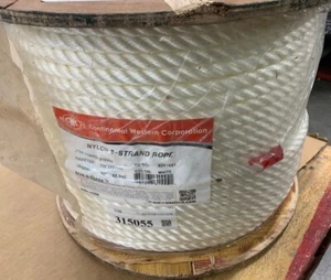 CWC Premium 3 Strand Twisted White 100% Nylon Rope 1/2" X 575 Ft. - Picture 1 of 1