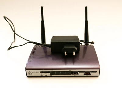 DOVADO PRO 4G/LTE Gigabit USB Mobile Broadband Surfstick Router, WLAN N, Gigabit - Bild 1 von 3