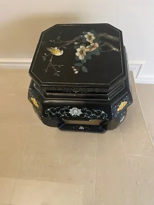 Chinese Side Table Black Painted With Floral Motive • 125$