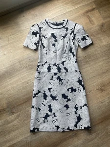 $895 Derek Lam Black White Lace Dress Sz 2 Designer Cocktail Sheath Silk Wool - Picture 1 of 5