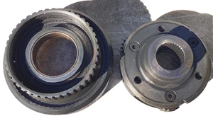 1970s  Ford C4 Transmission   OEM Used Front Planet Hub Assembly - Foto 1 di 14