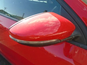 11 VW PASSAT B7 2.0 TDI 4DR OFFSIDE SPECCHIO PORTA ELETTRICO 10-15 AUTO CON ROTTURE - Foto 1 di 4