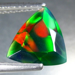 0.78 CTS AWE-INSPIRING FIRE FLASHING NATURAL WELO SOLID BLACK FIRE OPAL - Picture 1 of 3