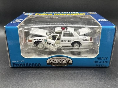 2000 Gearbox 1:43 Die-cast Ford Crown Victoria Providence Police Car - Image 1 of 2