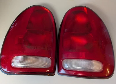 Conjunto de luces traseras izquierda y derecha para Dodge 1998-2003 Durango 1996-2000 caravana Foto 1 de 4