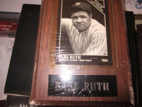 BABE RUTH TRADING CARD ON WOODEN PLAQUE $160 Cover