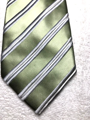 SEAN JOHN CORBATA HOMBRE VERDE CLARO CON RAYAS BLANCAS GRISES 4 X 60 Foto 1 de 4