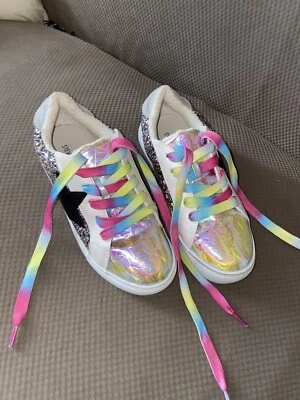 Кроссовки Steve Madden. Кроссовки J REZUME. Детский/молодежный размер 3. Аккуратно изношенные - Изображение 1 из 4