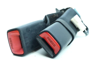 2006-2011 LEXUS GS300 REAR 2ND ROW LEFT CENTER SEAT BELT LATCH BUCKLE BLACK OEM - Image 1 of 4