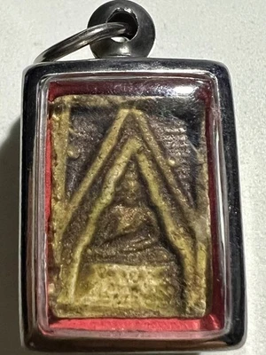 PHRA LP SOD RARO ANTIGO PINGENTE AMULETO BUDA TAILANDÊS MÁGICO ÍDOLO ANTIGO #13 - Imagem 1 de 4