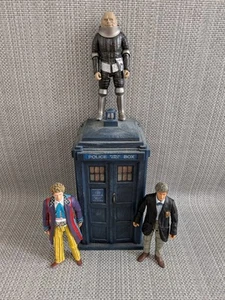 Doctor Who 2 Ärzte - Sechster Doktor, Sontaran, Zweiter Doktor (Androgum) & Tardis - Bild 1 von 4