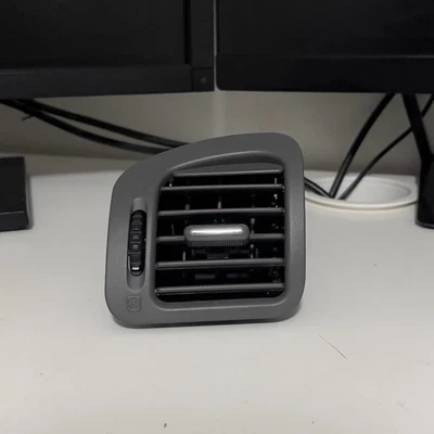 Lincoln LS Left Driver Side Dash AC Air Vent DK Ash 2000-2006 - Image 1 of 4