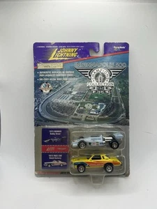 Johnny Lightning Indy 500 Pace Car 1975 Buick Century + Bobby Unser Indy Car - Picture 1 of 2