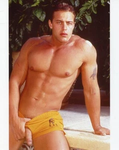 FOX STUDIOS VAULT: DENNIS ALUGA * 8X10" COLOR PRINT* VINTAGE N. 5 - Picture 1 of 1