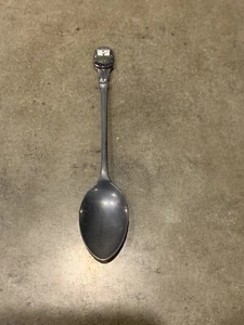 Vintage Souvenir Spoon Collectible Windsor Castle England - Picture 1 of 4