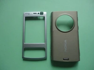 COVER NOKIA-N95 - ORIGINALE FRONT E REAR COMPLETO SILVER GOLD - Foto 1 di 1
